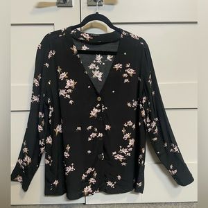 Dynamite blouse
